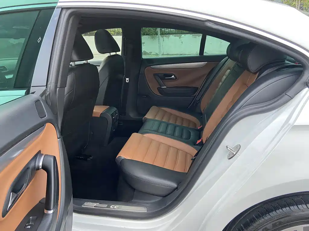Volkswagen CC — миниатюра 9