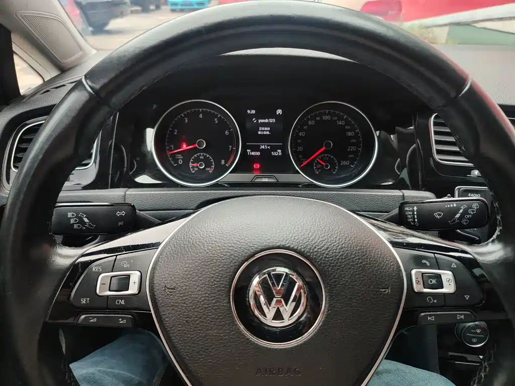 Volkswagen Golf — миниатюра 5