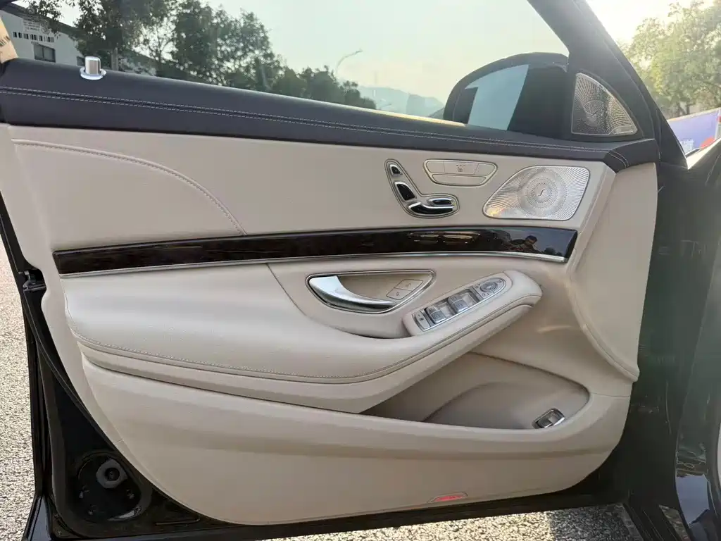 Mercedes-Benz S-Class — миниатюра 5