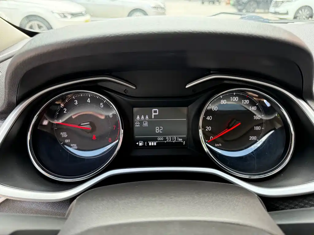 Chevrolet Cavalier Facelift Redline 325T Auto Joy Fashion Edition, фото 8