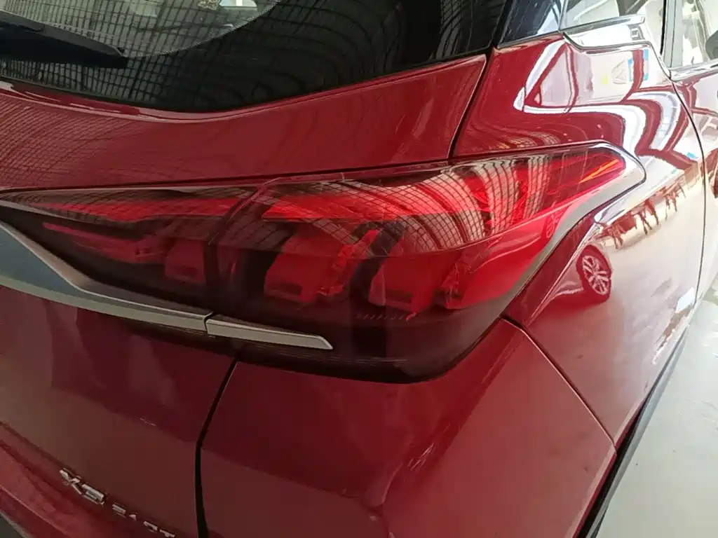 BAIC X3 — миниатюра 8