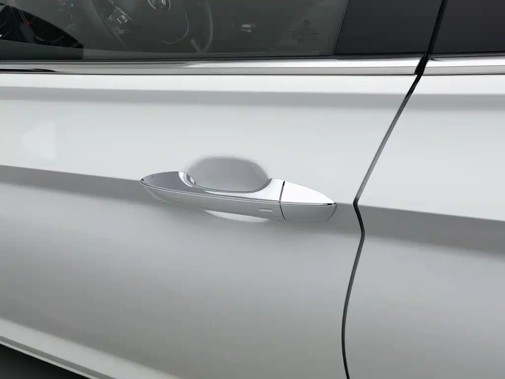 Volkswagen Sagitar — миниатюра 18