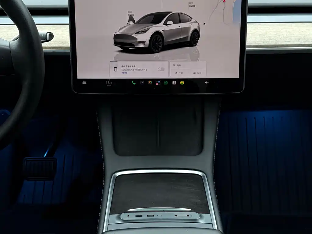 Tesla Model Y — миниатюра 14