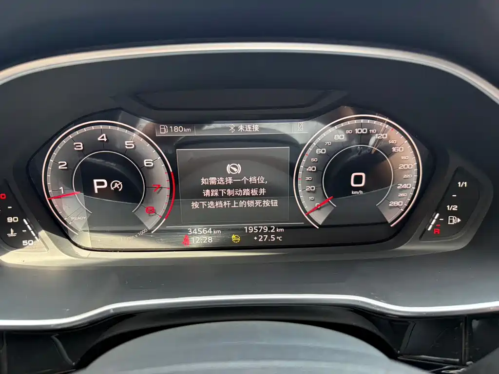 Audi Q3 — миниатюра 12