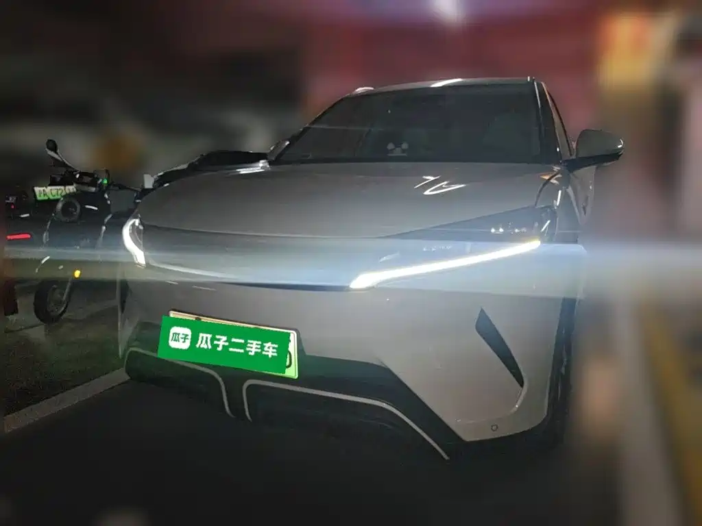 BYD Yuan UP — миниатюра 2