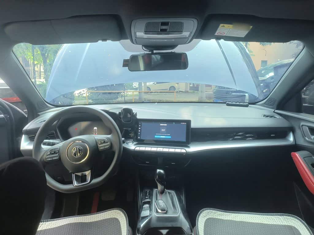MG MG5 1.5 л 2023 г. Чёрный, пробег 30800 км