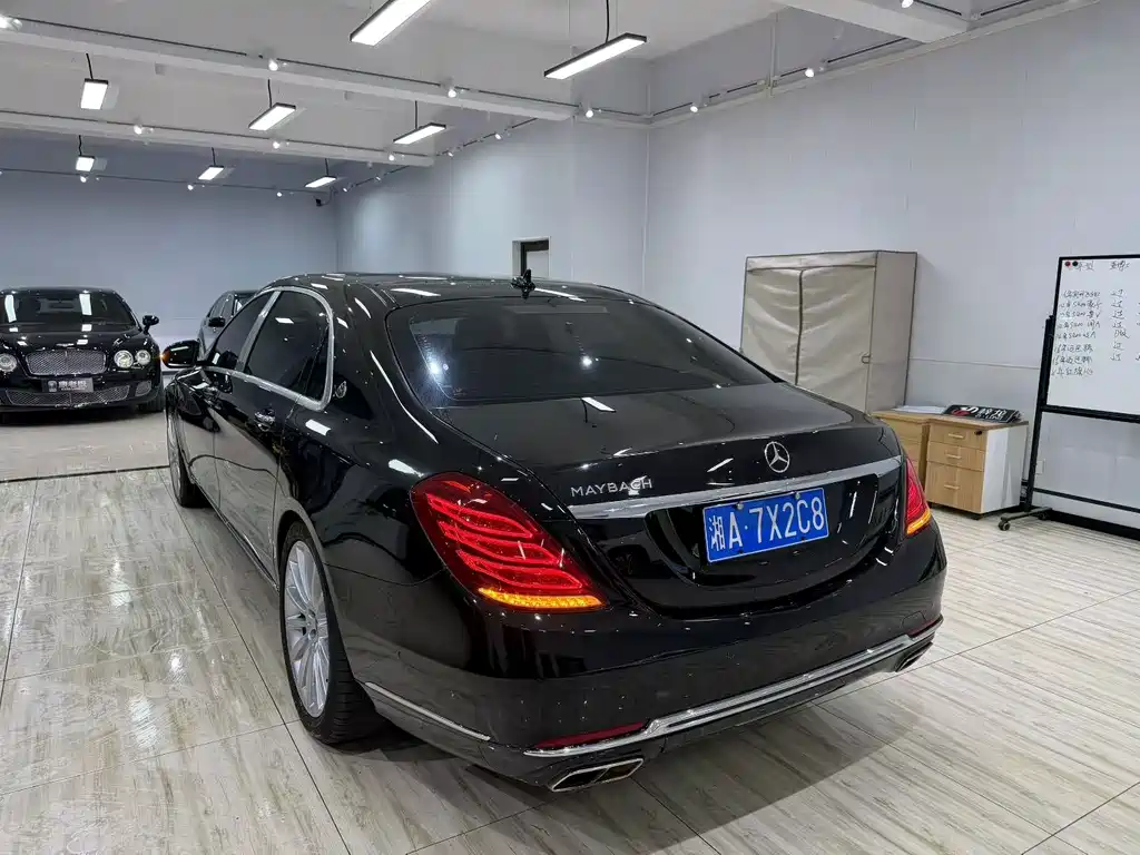 Mercedes-Benz S-Class — миниатюра 9