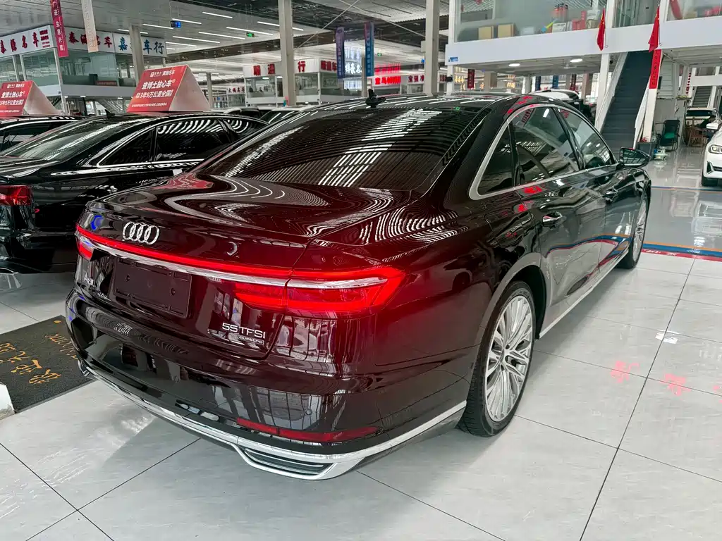 Audi A8 — миниатюра 4