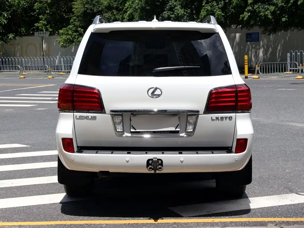 Lexus LX 2009 570