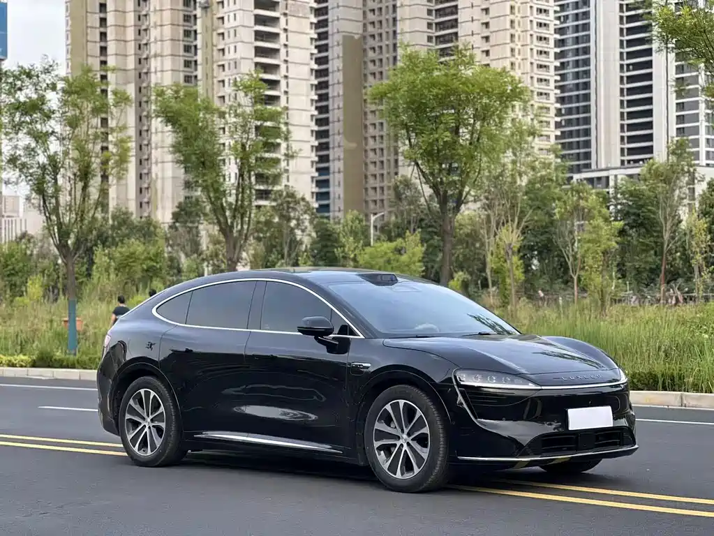 Luxeed R7 2024 802km Max