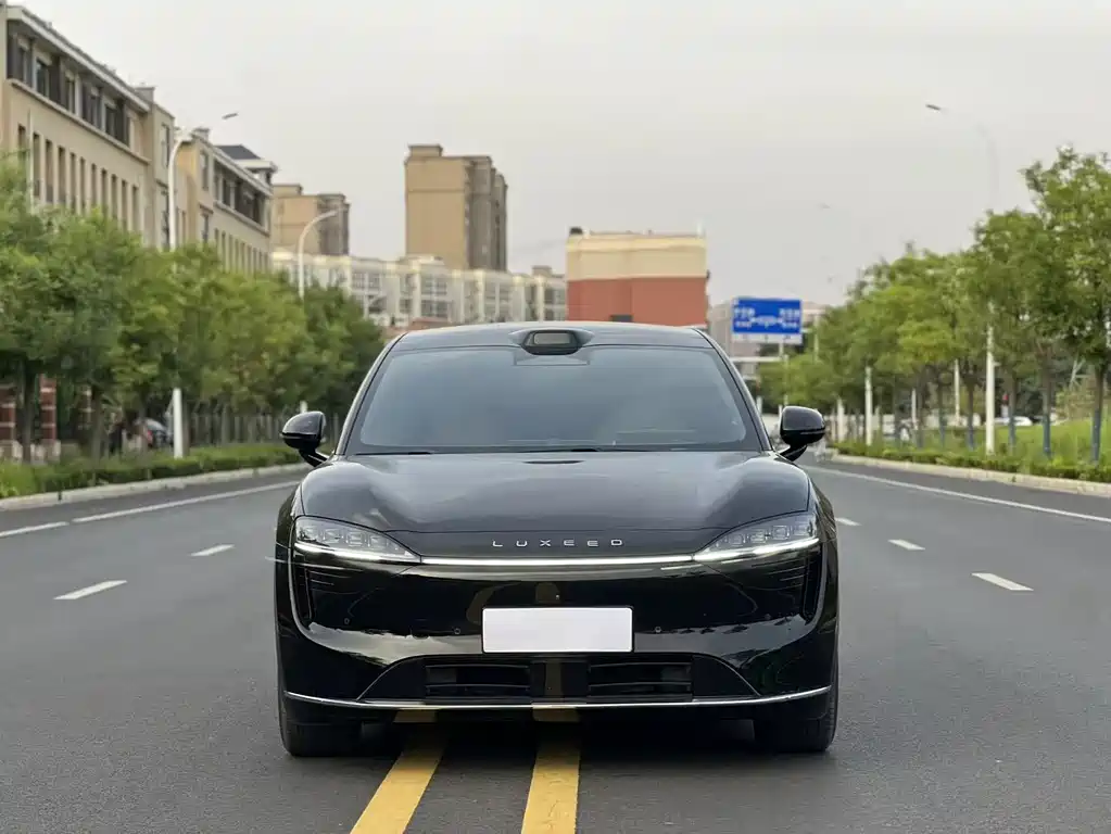 Luxeed R7 2024 802km Max