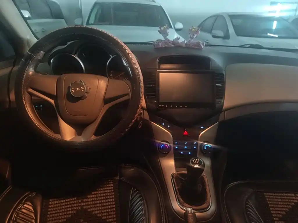 Chevrolet Cruze — миниатюра 11
