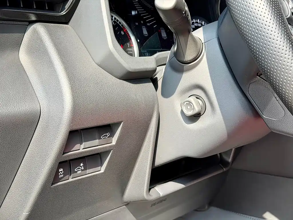 Toyota Land Cruiser — миниатюра 14