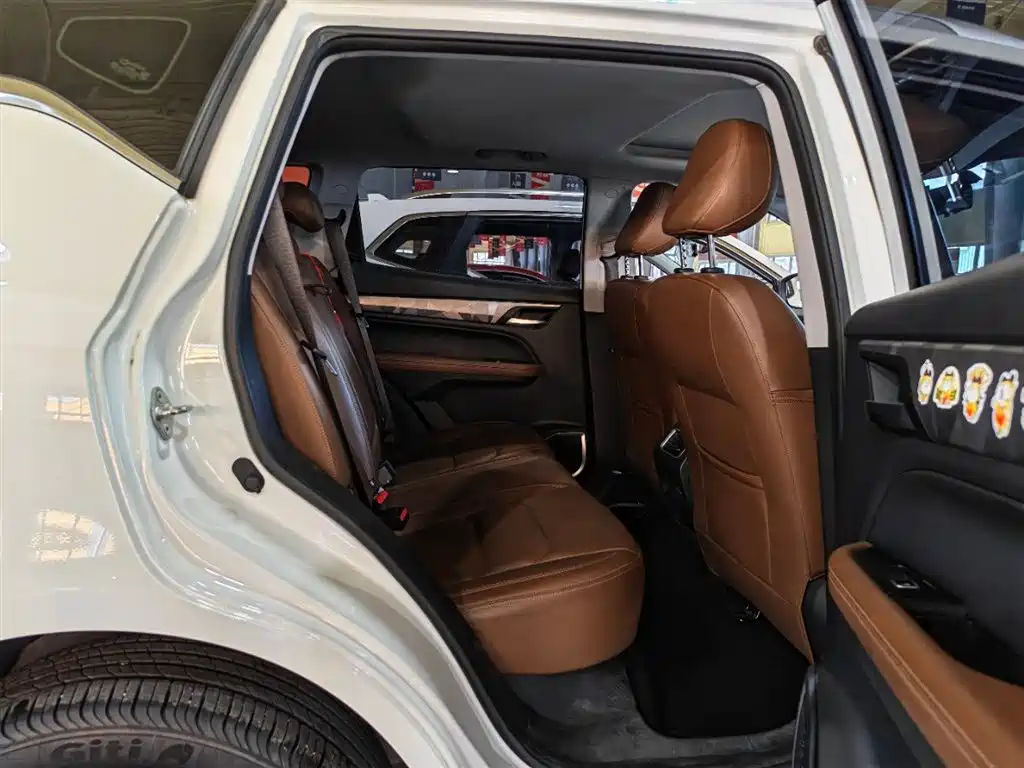 Geely Vision X6 X6 2021 PRO 1.4T AT Luxury
