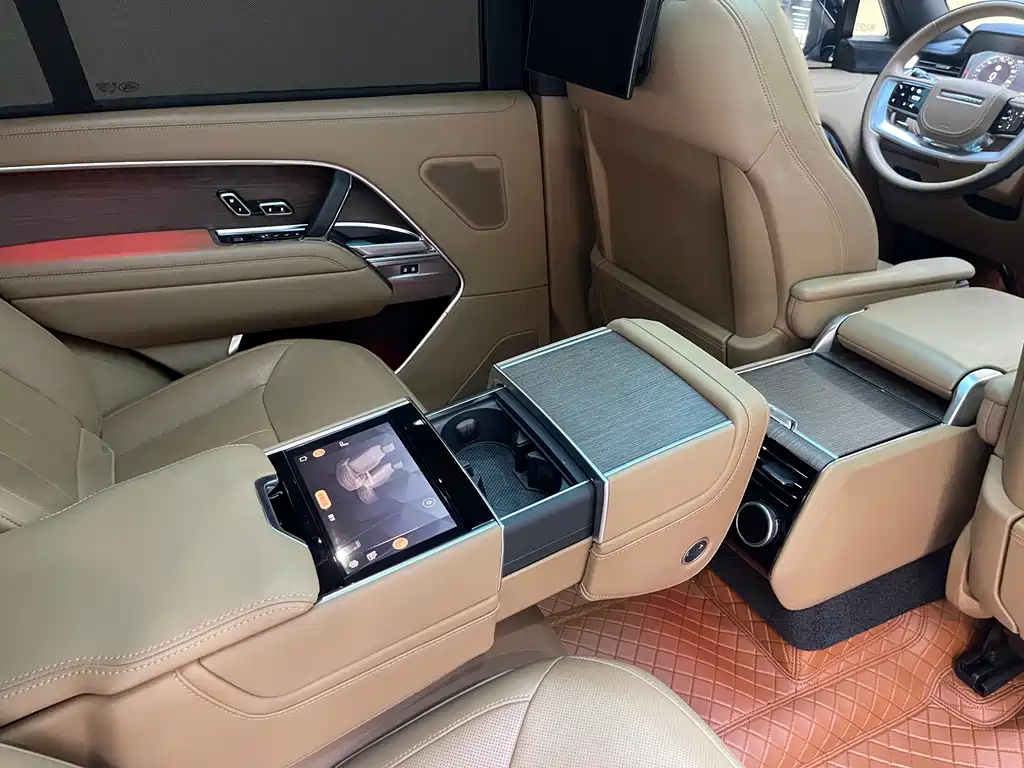 Land Rover Range Rover — миниатюра 14
