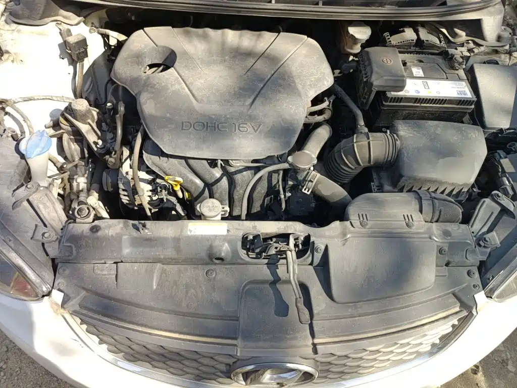 Hyundai Elantra Langdong — миниатюра 11