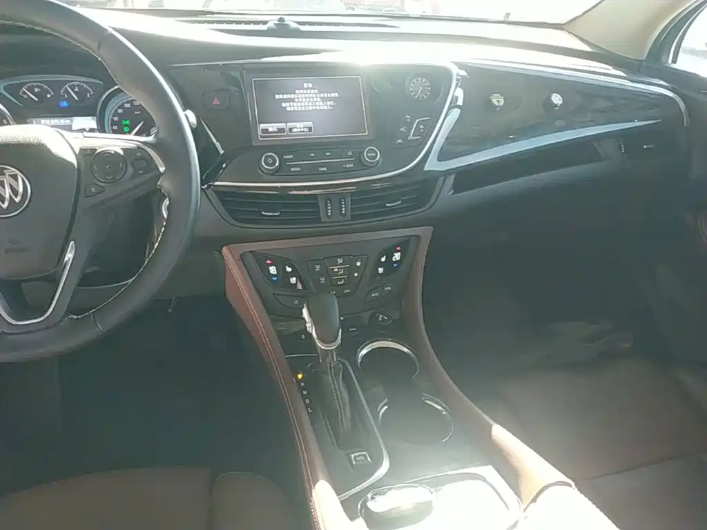 Buick Envision Plus — миниатюра 13