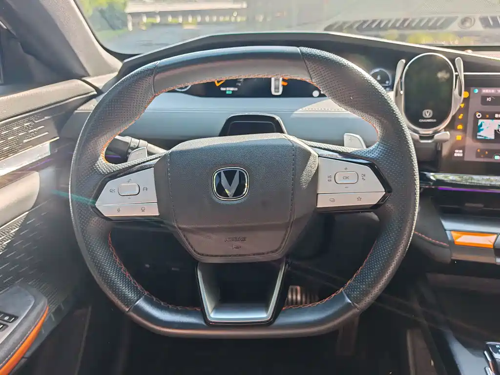 Changan UNI-V — миниатюра 17
