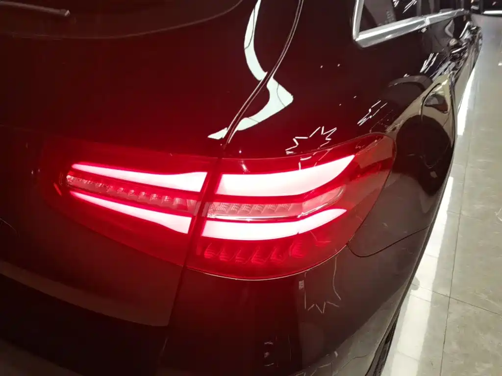 Mercedes-Benz GLC — миниатюра 8