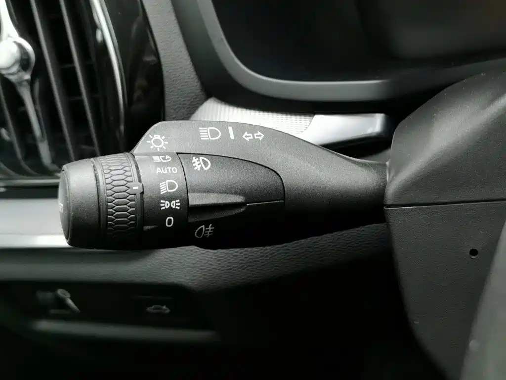 Volvo S60 — миниатюра 21