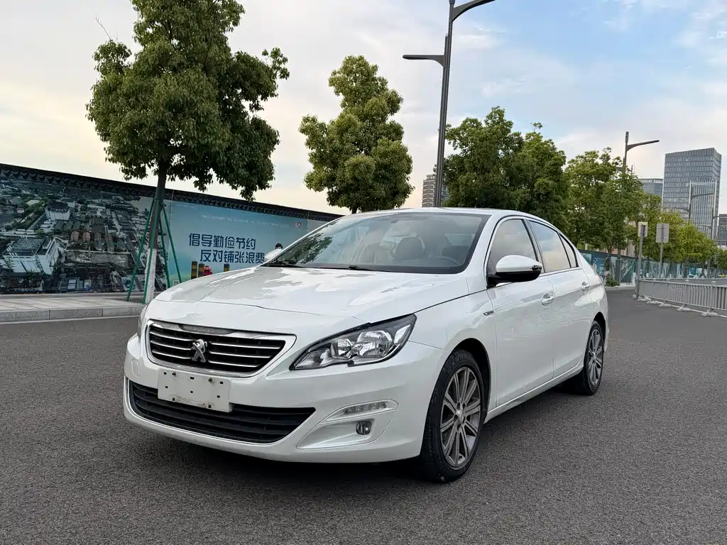 Peugeot 408 2015