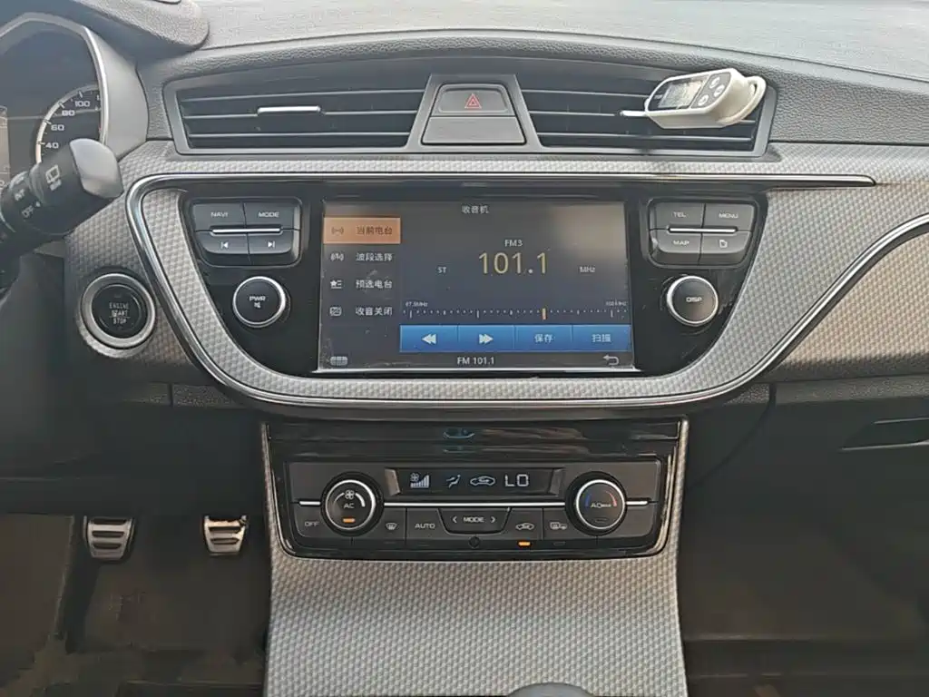 Geely Emgrand GS — миниатюра 13