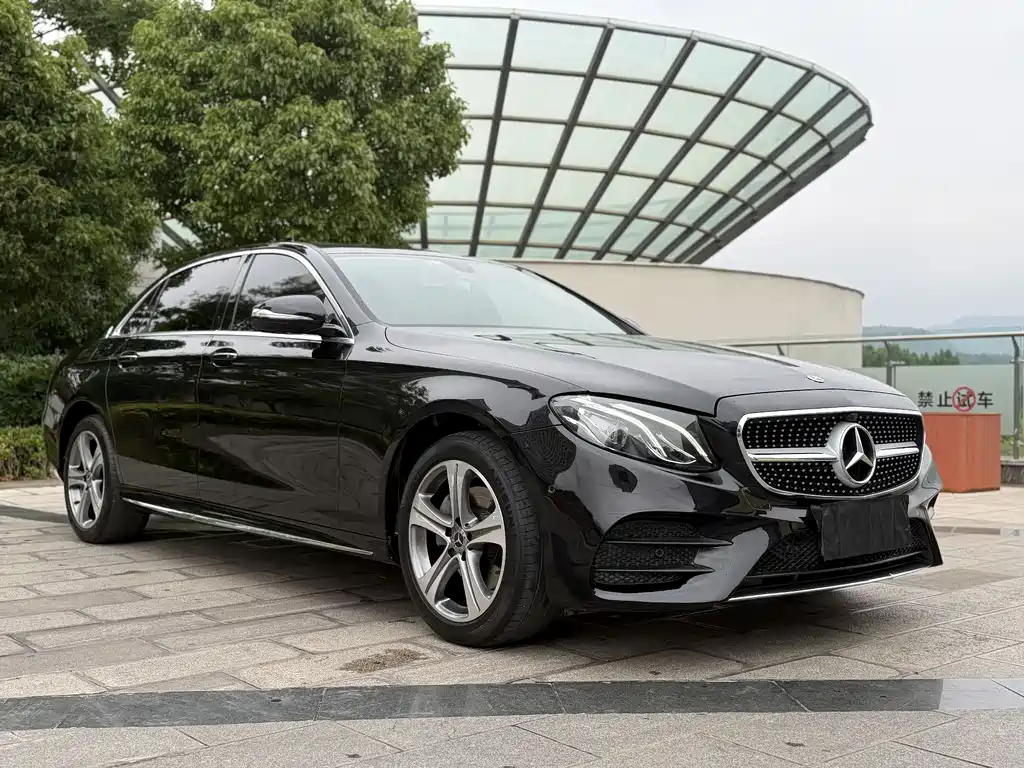 Mercedes-Benz E-Class E 2016 E 200 L Sport