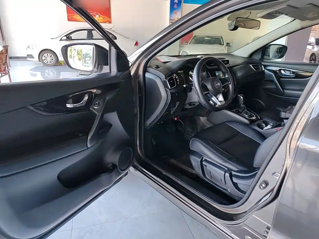 Nissan Qashqai — миниатюра 16