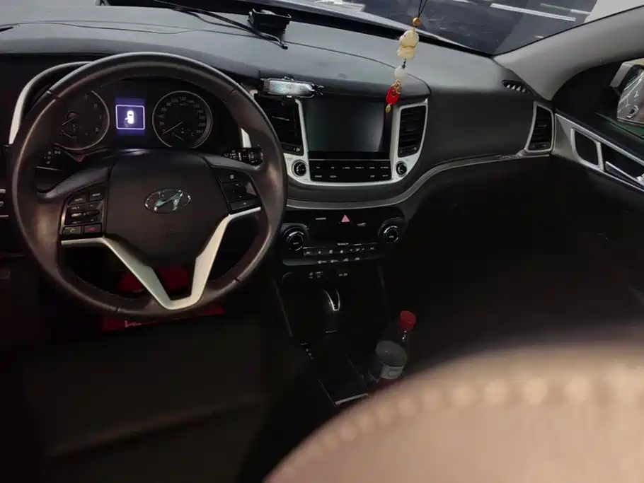 Hyundai Tucson — миниатюра 12