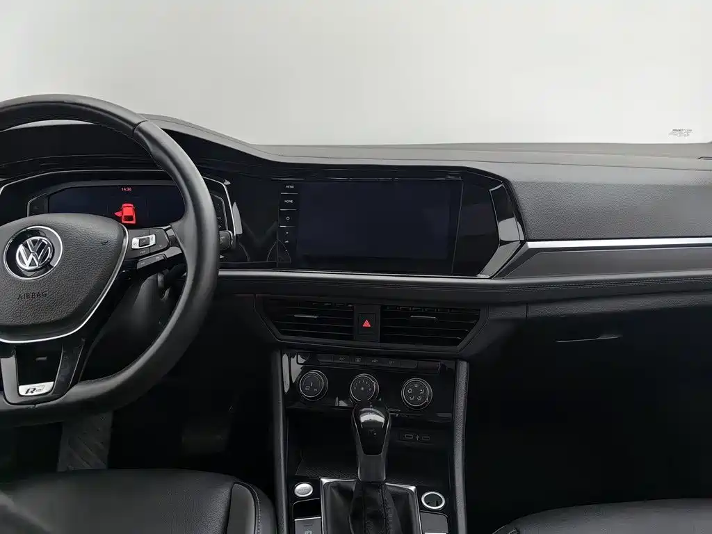 Volkswagen Sagitar — миниатюра 12