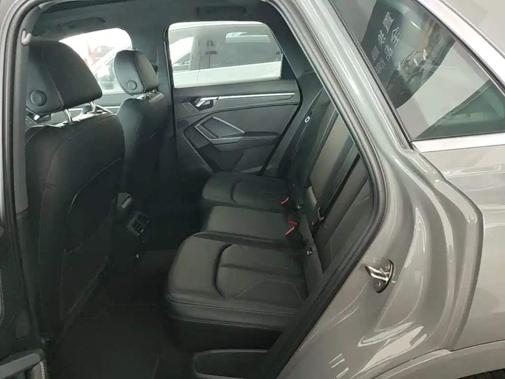 Audi Q3 — миниатюра 17