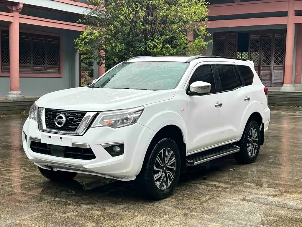 Nissan Terra 2019