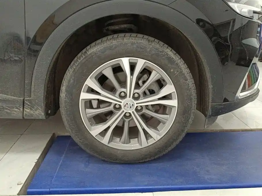 Buick Envision Plus Plus 2022 Plus 552T мест Luxury
