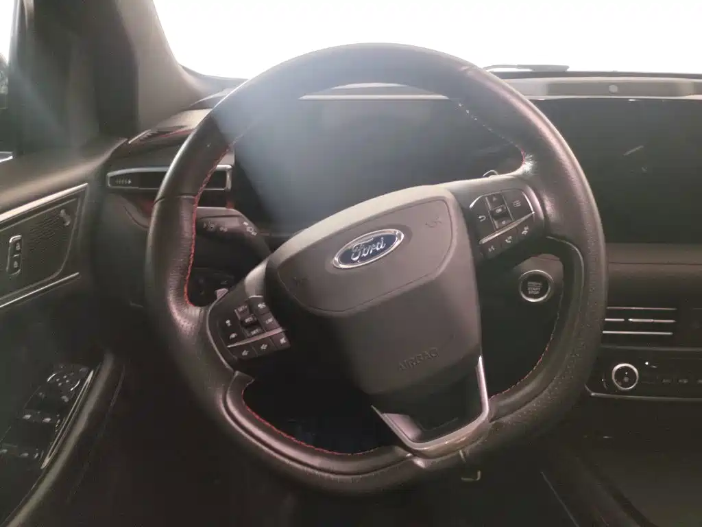 Ford Edge — миниатюра 3