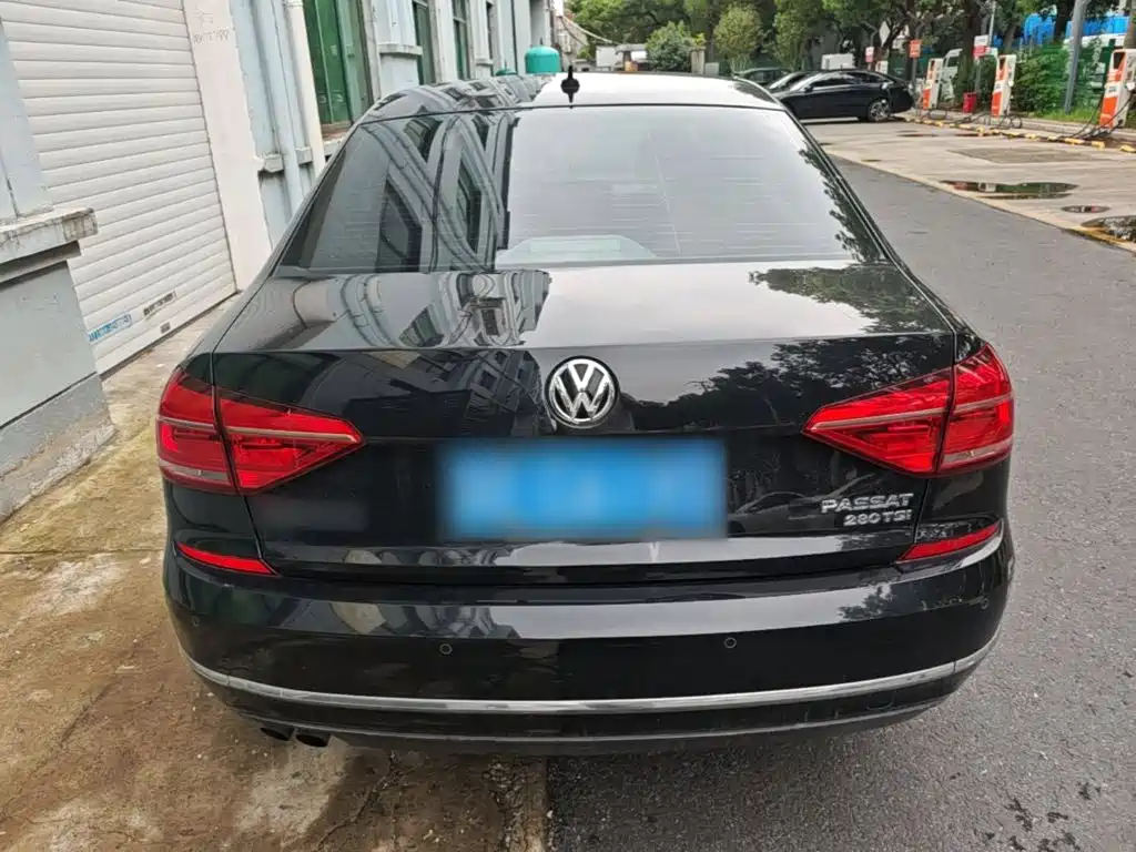 Volkswagen Passat — миниатюра 6