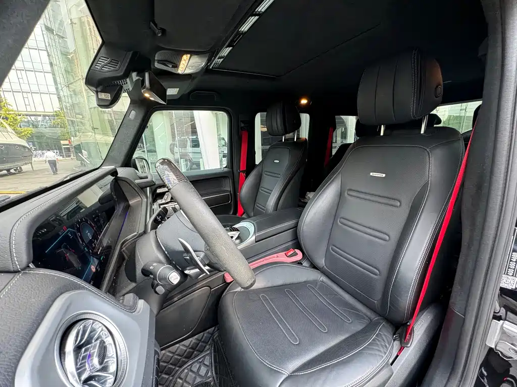 Mercedes-Benz G-Class — миниатюра 11
