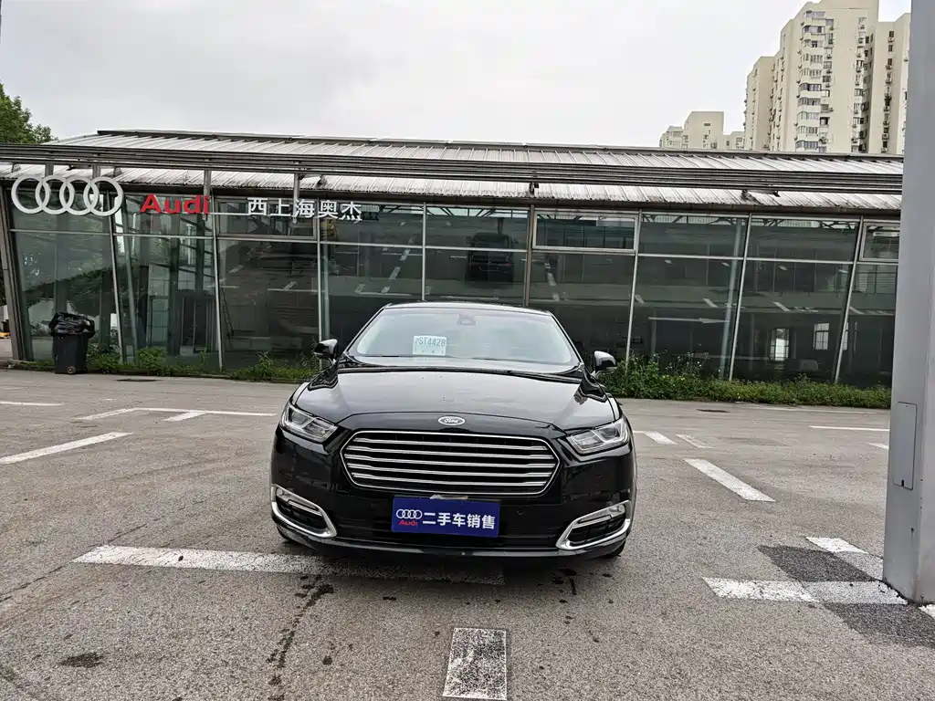 Ford Taurus — миниатюра 2