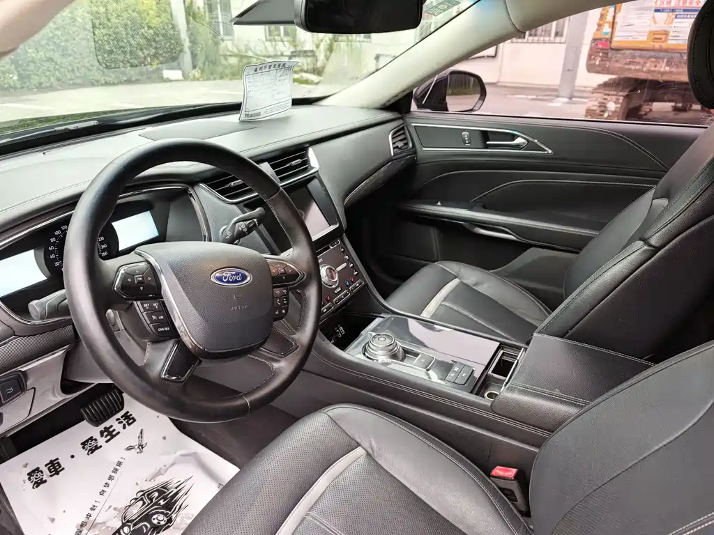 Ford Taurus — миниатюра 9