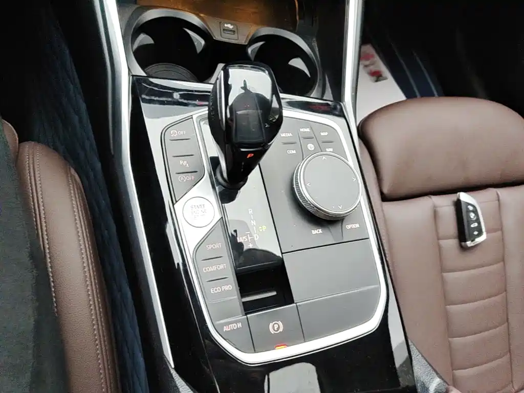 BMW 3 Series — миниатюра 14