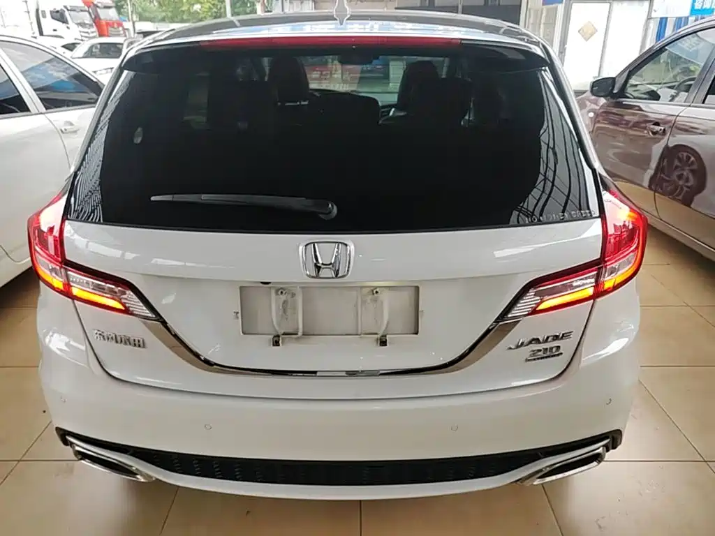 Honda Jade — миниатюра 6