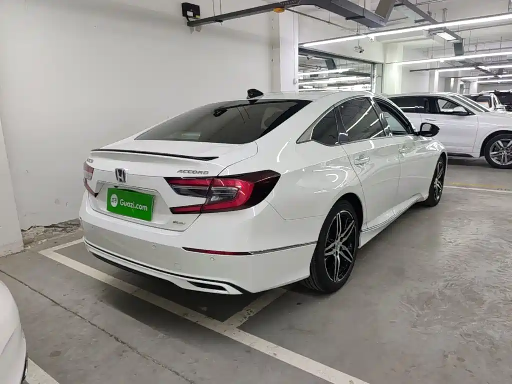 Honda Accord — миниатюра 7
