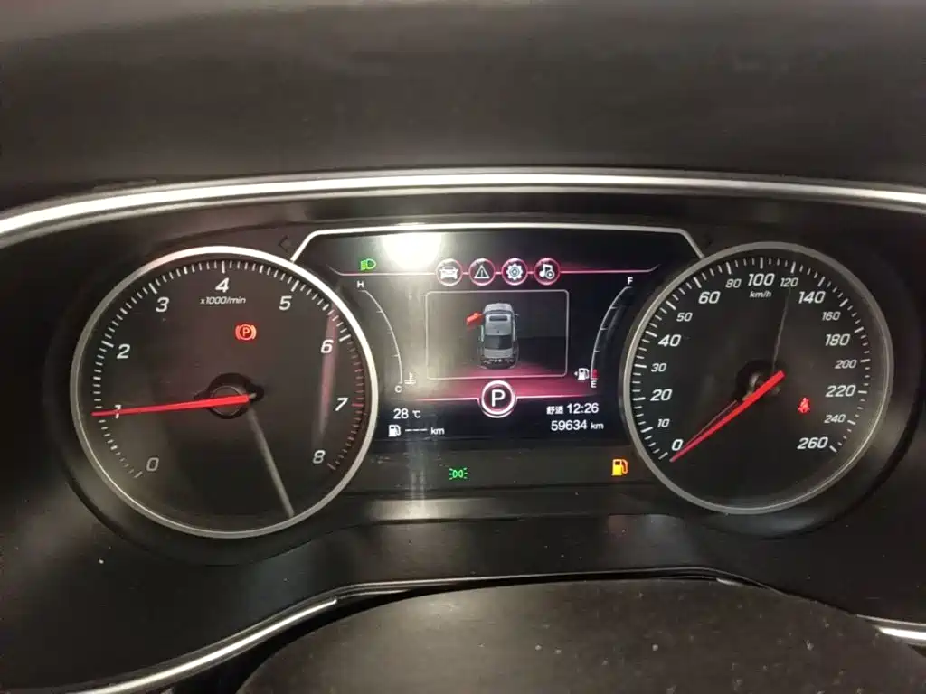 Hongqi Hongqi H5 — миниатюра 12