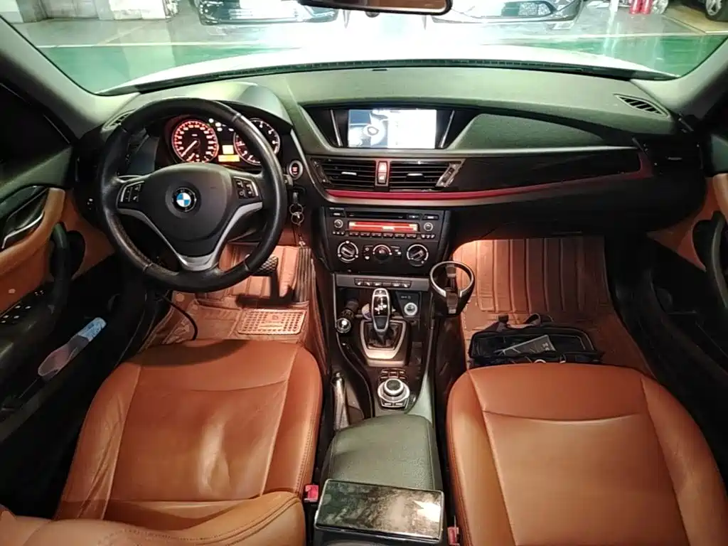 BMW X1 — миниатюра 10