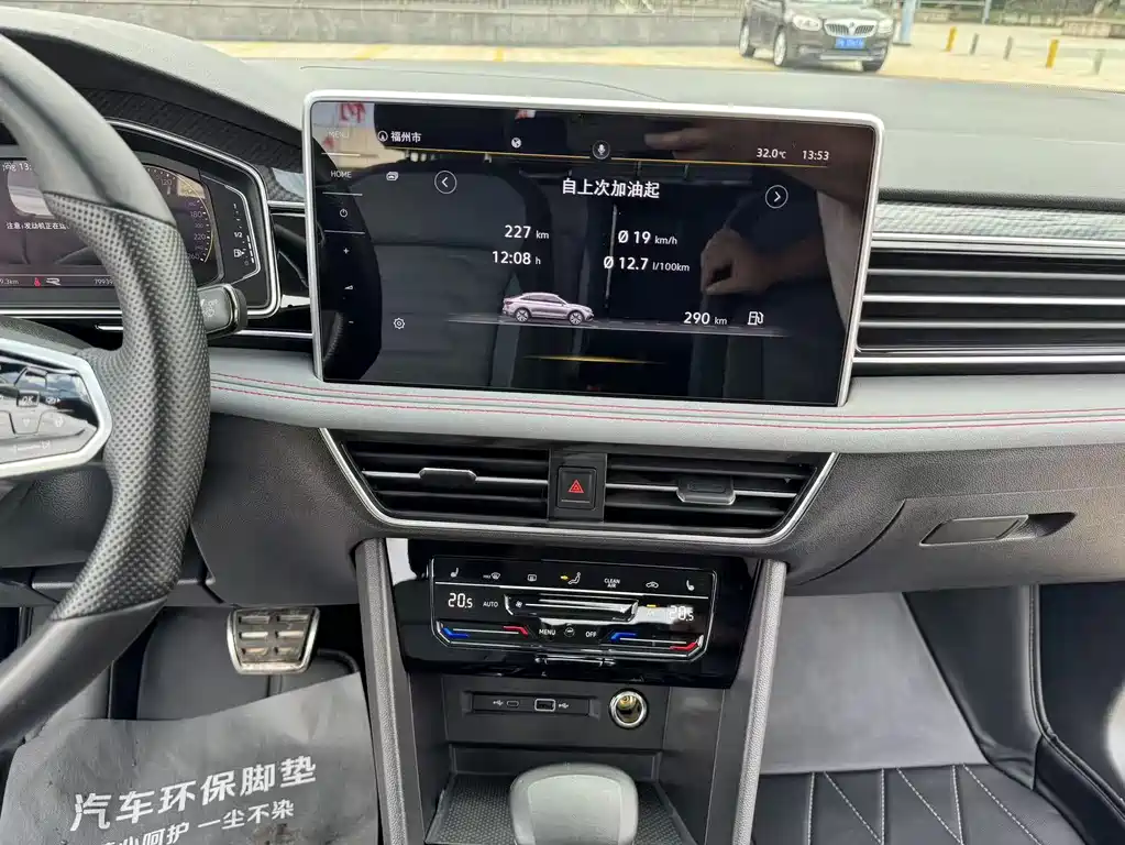 Volkswagen Tiguan X — миниатюра 33