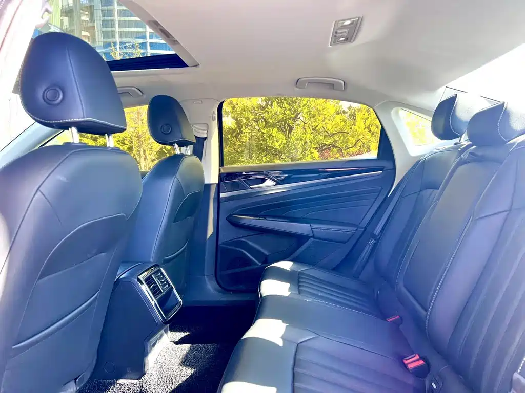 Volkswagen Passat — миниатюра 5