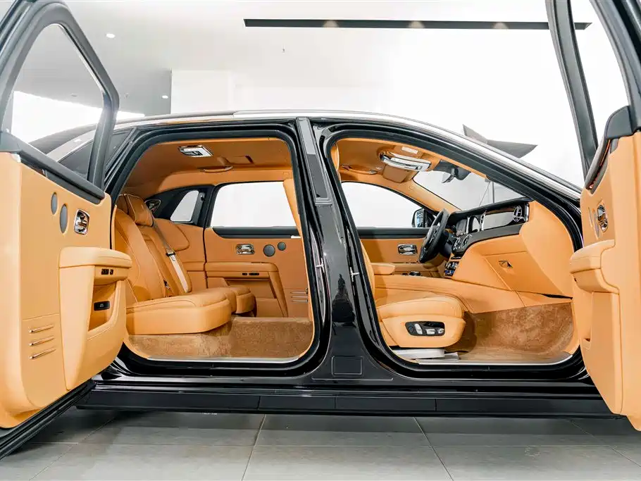 Rolls-Royce Ghost — миниатюра 23