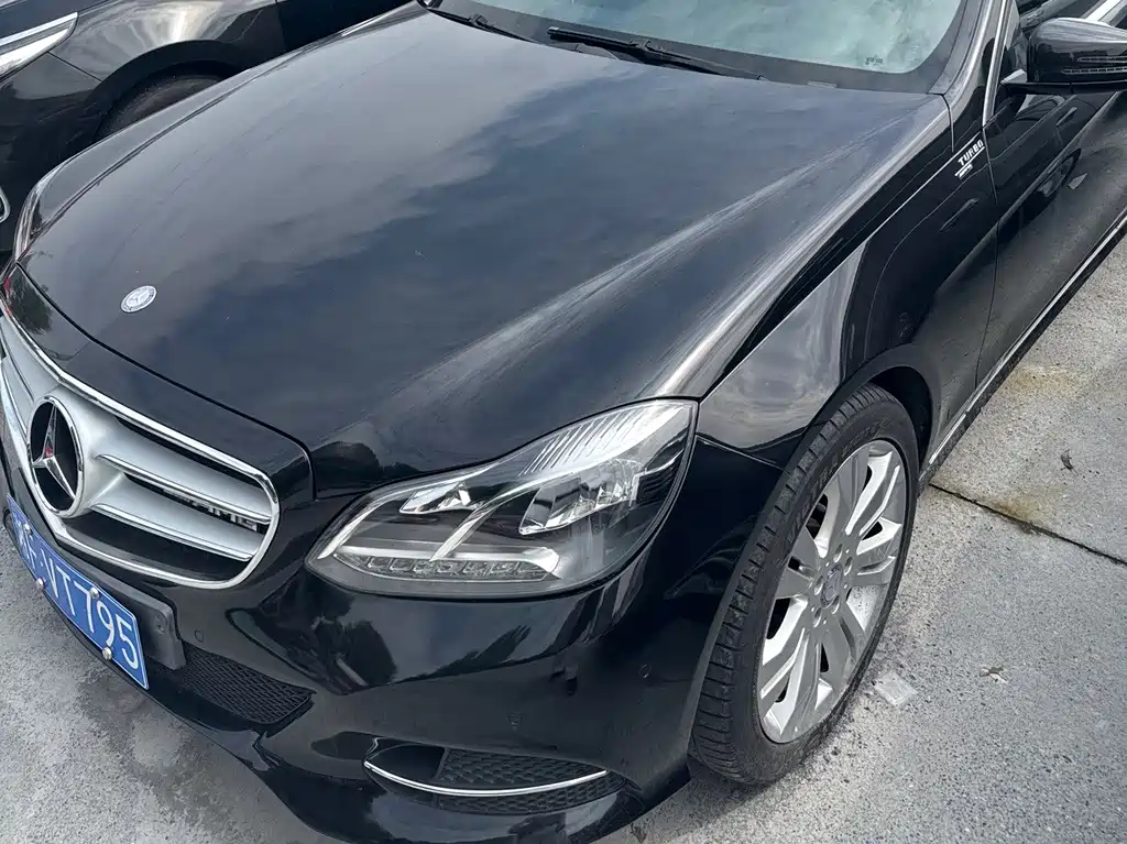 Mercedes-Benz E-Class — миниатюра 5