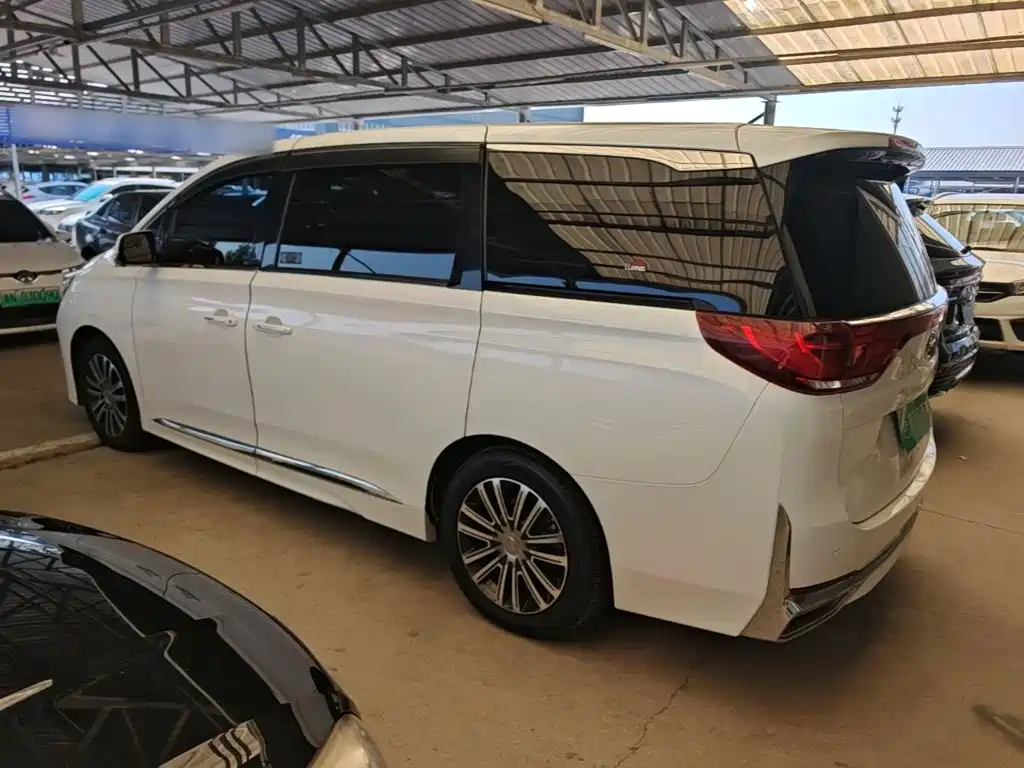 GAC Motor Trumpchi M8 — миниатюра 5