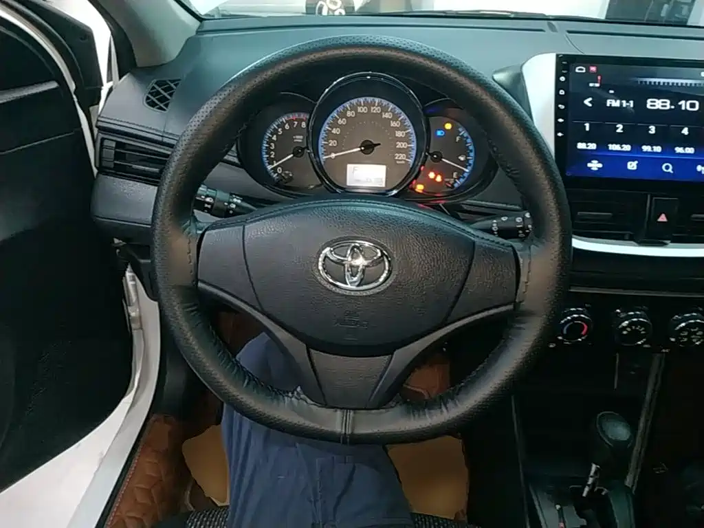 Toyota Vios FS — миниатюра 11