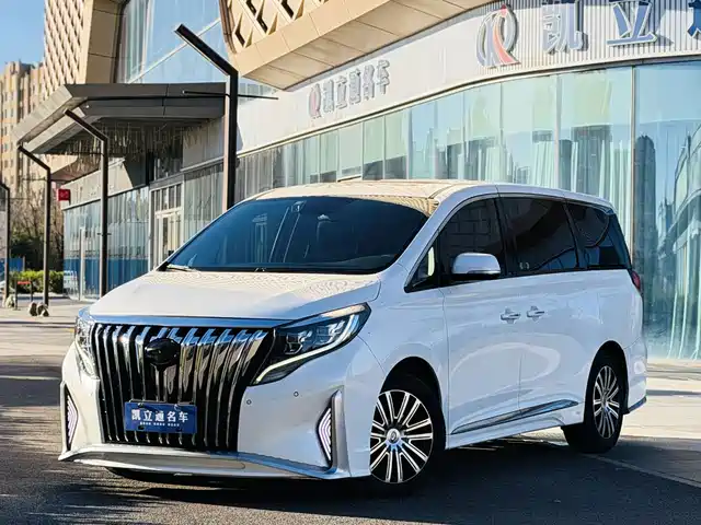 GAC Trumpchi M8